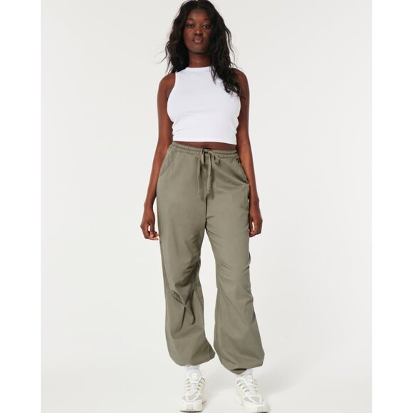 Hollister Pants - NEW Hollister Sz. L Adjustable Rise Baggy Parachute Pants